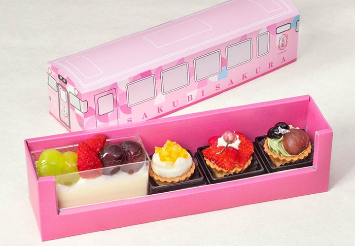 An example of a sweets set