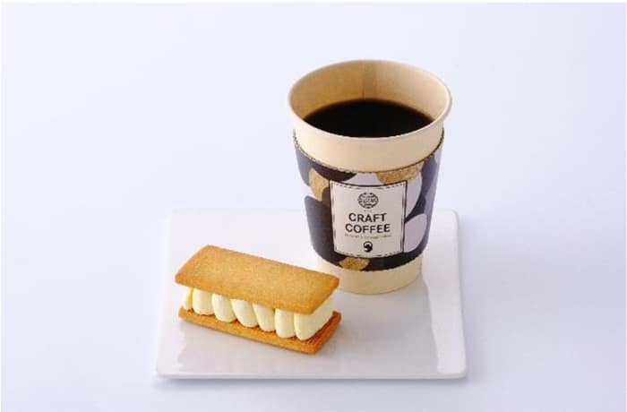 Why not try Nikko Craft Coffee with a Sake Lees Butter Sandwich Cookie?