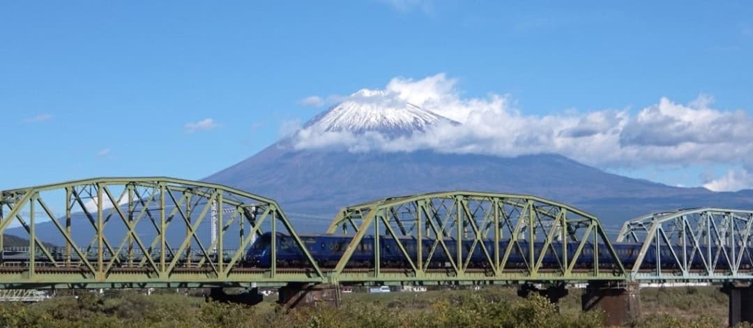 The Royal Express passing Mount Fuji