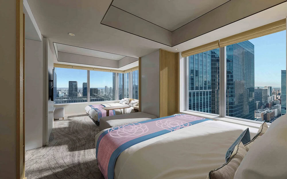 Premium Corner King room